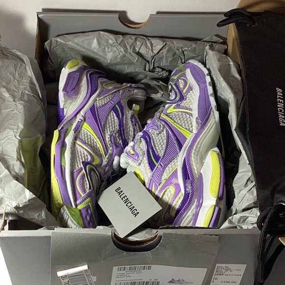 Balenciaga
Runner 2.0 sneakers - Picture 15 of 15